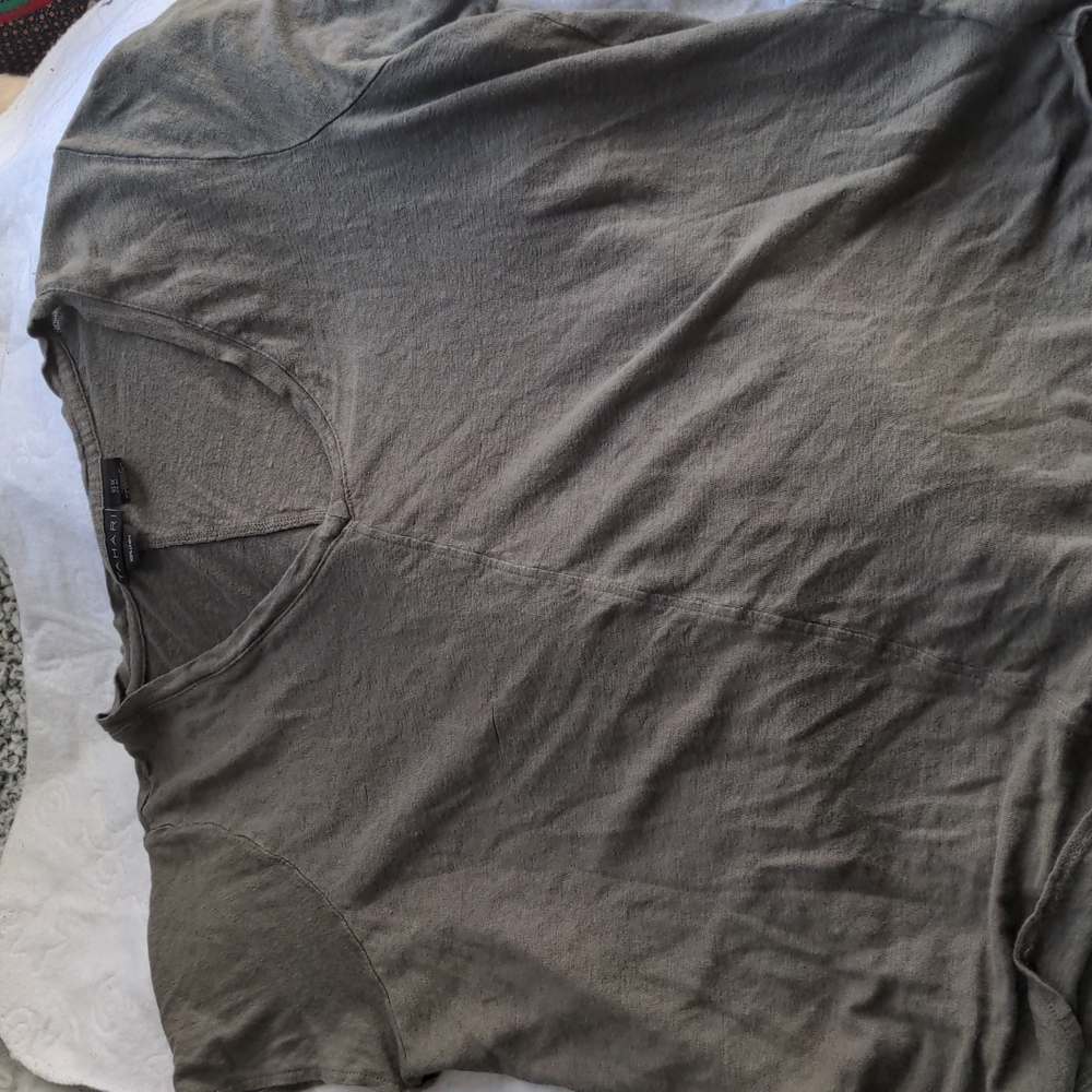 Tahari 100% Linen top. Size xL